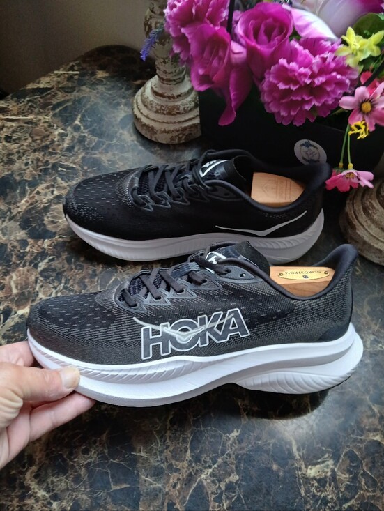 Hoka One Mach 6 Comfort/Athletic Medical Field Shoes Size 9 Men/10.5 Women